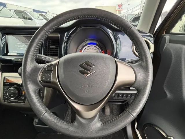 ハスラー（スズキ）の車両写真