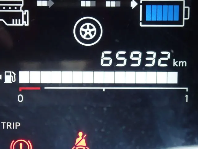 ニッサン　ノート