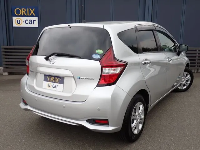 ニッサン　ノート