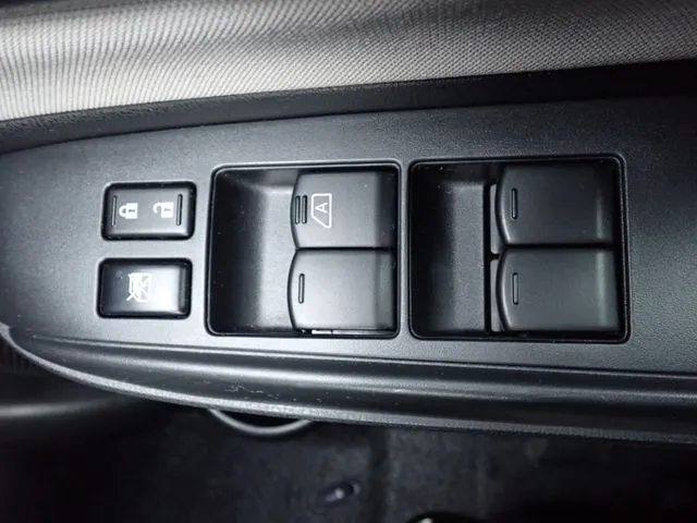 ニッサン　ノート