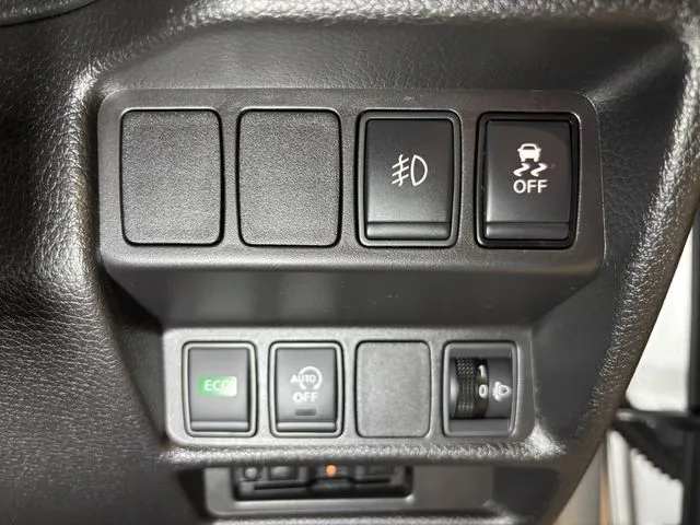 エクストレイル 4WD(ニッサン)の車両写真