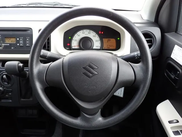アルト（スズキ）の車両写真