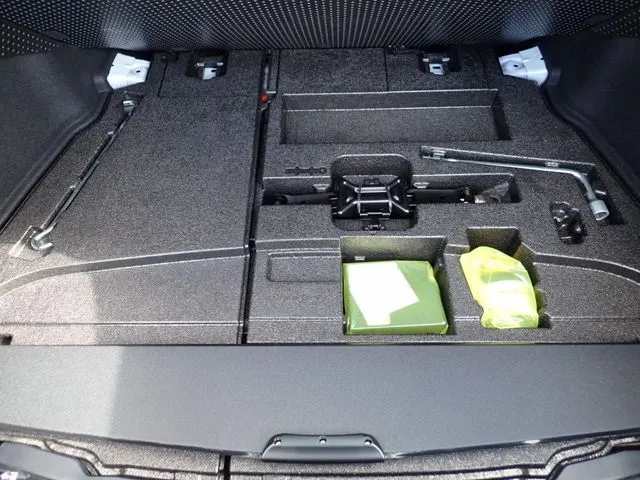 プリウス(トヨタ)の車両写真