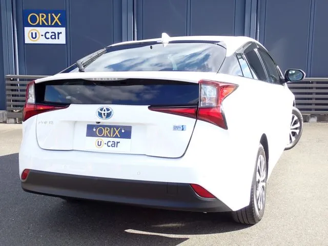 プリウス(トヨタ)の車両写真