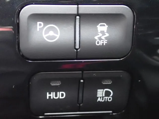 プリウス(トヨタ)の車両写真