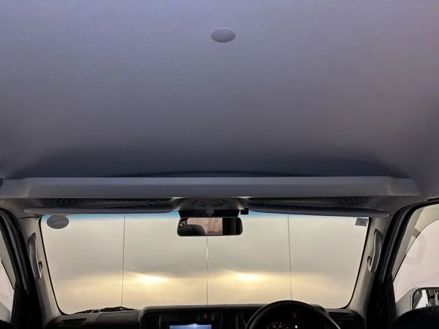 ダイハツ　ハイゼットカーゴ　４ＷＤ