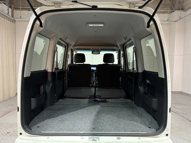 ダイハツ　ハイゼットカーゴ　４ＷＤ