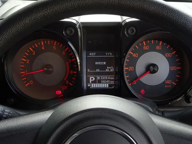 ジムニー　４ＷＤ（スズキ）の車両写真