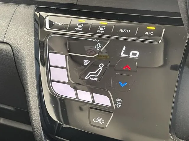 ルークス(ニッサン)の車両写真