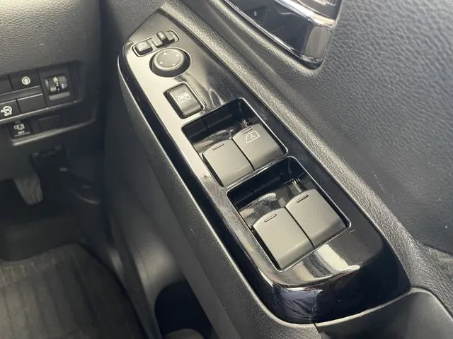 ルークス(ニッサン)の車両写真