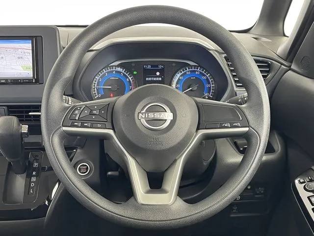 ルークス(ニッサン)の車両写真