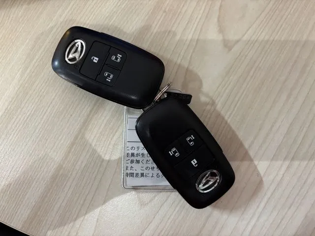 タント カスタム(ダイハツ)の車両写真