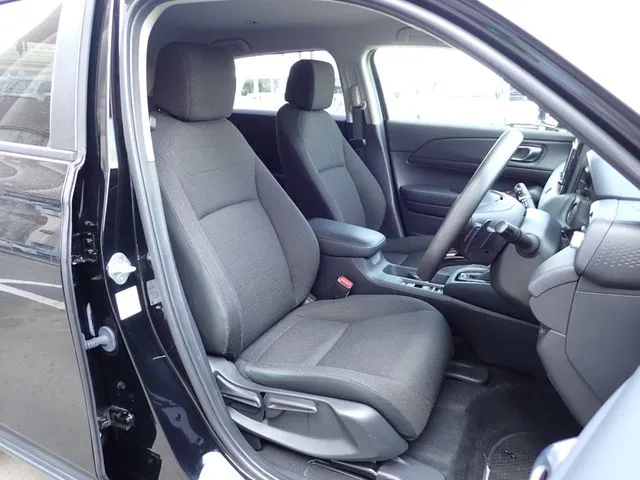 ヴェゼル　ｅ：ＨＥＶ（ホンダ）の車両写真