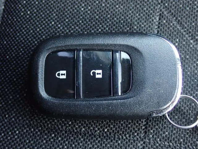 ヴェゼル　ｅ：ＨＥＶ（ホンダ）の車両写真