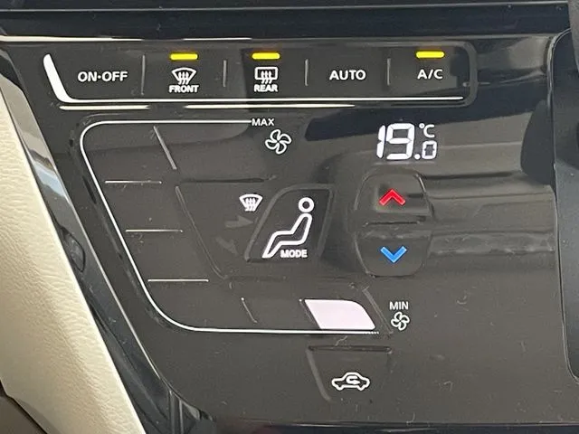 ルークス（ニッサン）の車両写真