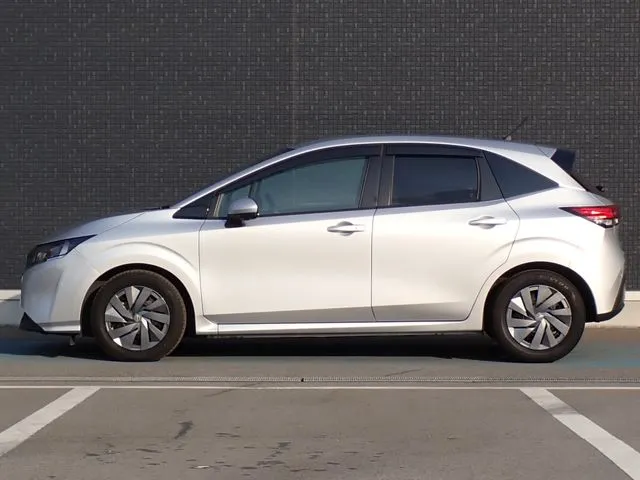 ノート（ニッサン）の車両写真