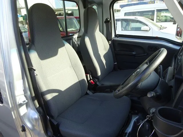 ダイハツ　ハイゼットトラック　４ＷＤ