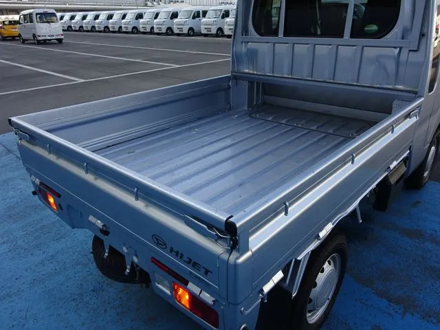 ダイハツ　ハイゼットトラック　４ＷＤ