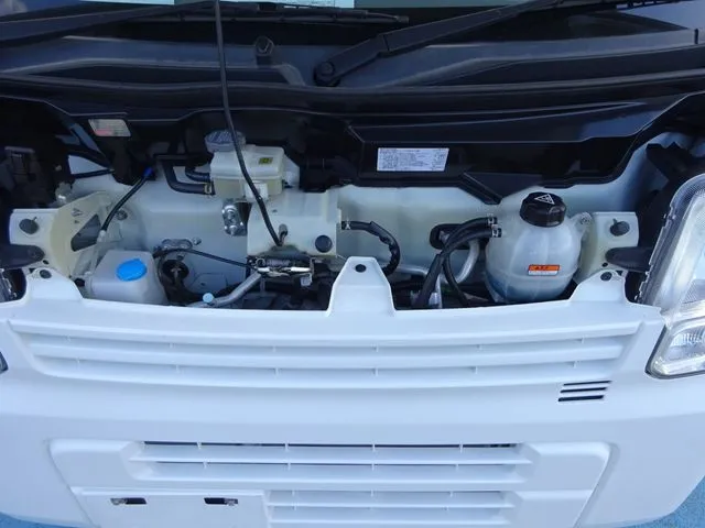 エブリイバン（スズキ）の車両写真