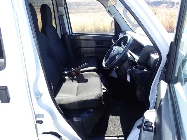 ハイゼットカーゴ（ダイハツ）の車両写真