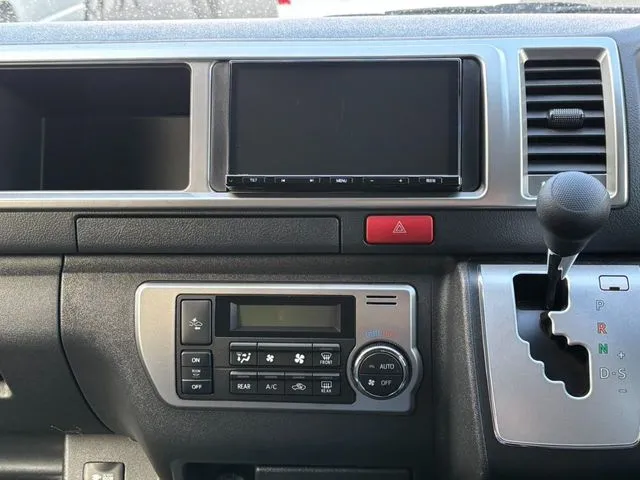 ハイエースワゴン（トヨタ）の車両写真