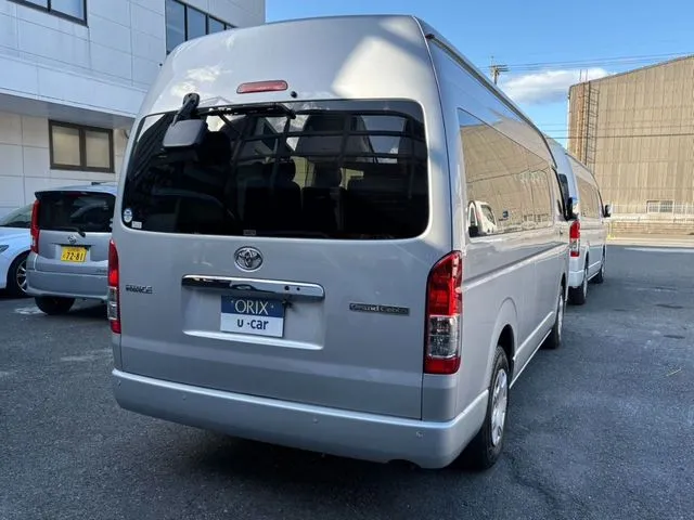 ハイエースワゴン（トヨタ）の車両写真