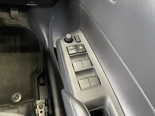 アクア（トヨタ）の車両写真