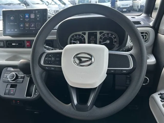 ムーヴ　キャンバス（ダイハツ）の車両写真