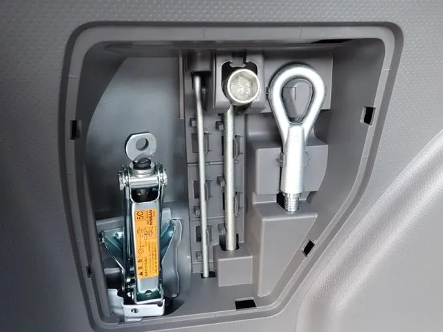 ＮＶ１５０　ＡＤ　２ＷＤ（ニッサン）の車両写真