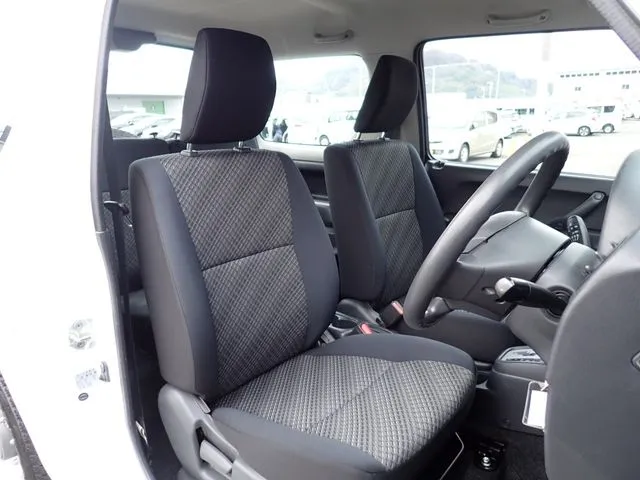 ジムニー　４ＷＤ（スズキ）の車両写真