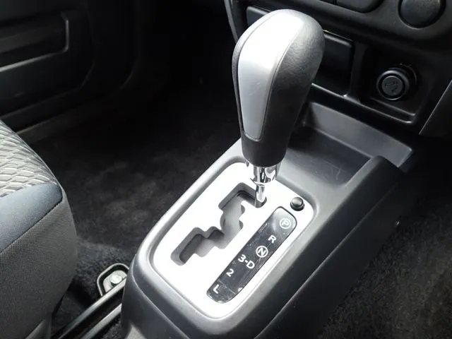 ジムニー　４ＷＤ（スズキ）の車両写真