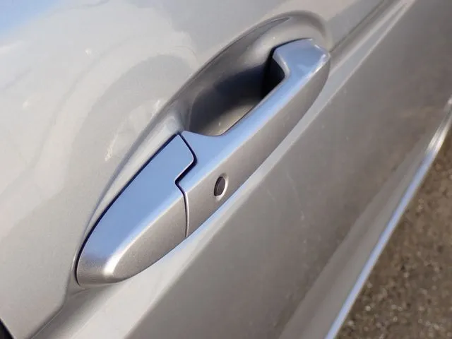 シャトル ハイブリッド(ホンダ)の車両写真