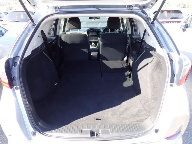 シャトル ハイブリッド(ホンダ)の車両写真