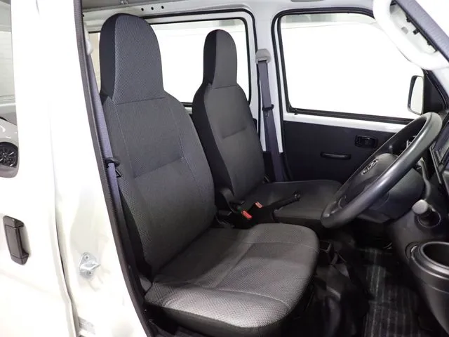 ダイハツ ハイゼットカーゴ