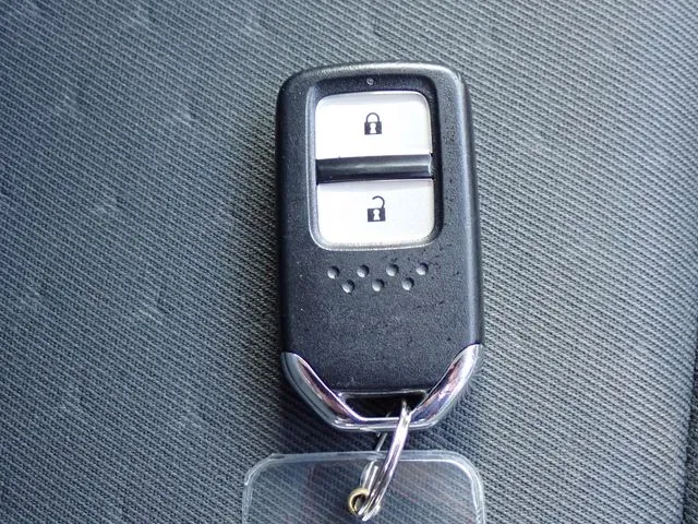 フィット　４ＷＤ（ホンダ）の車両写真