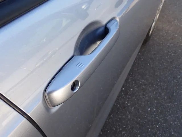 フィット　４ＷＤ（ホンダ）の車両写真