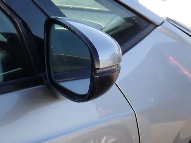 フィット　４ＷＤ（ホンダ）の車両写真