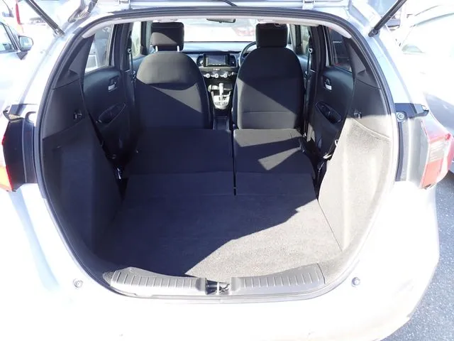 フィット　４ＷＤ（ホンダ）の車両写真