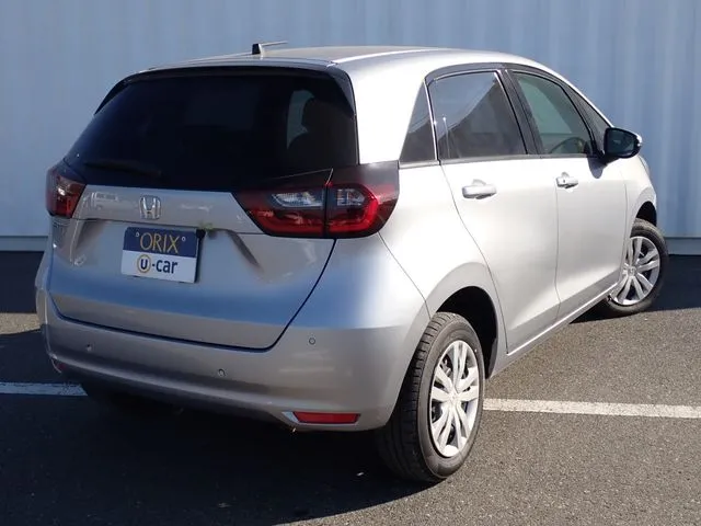 フィット　４ＷＤ（ホンダ）の車両写真