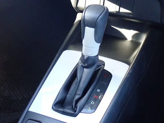 フィット　４ＷＤ（ホンダ）の車両写真