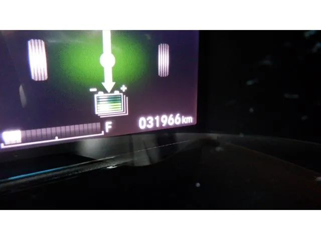 シャトル　ハイブリッド（ホンダ）の車両写真