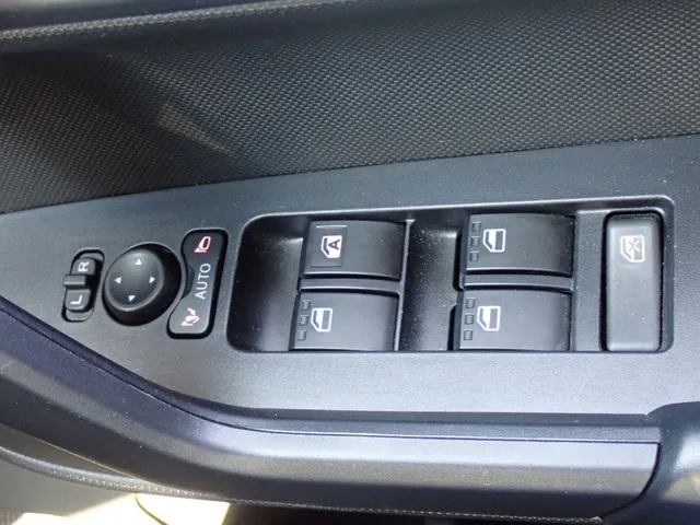 ロッキー（ダイハツ）の車両写真