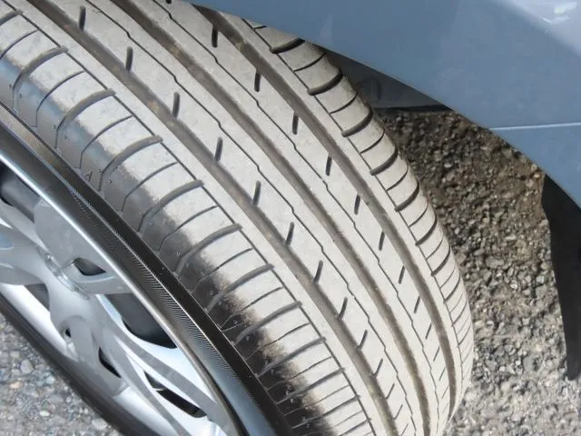 ＭＡＺＤＡ２（マツダ）の車両写真