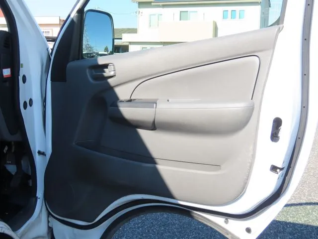 ＮＶ３５０キャラバン　１．２５ｔ（ニッサン）の車両写真