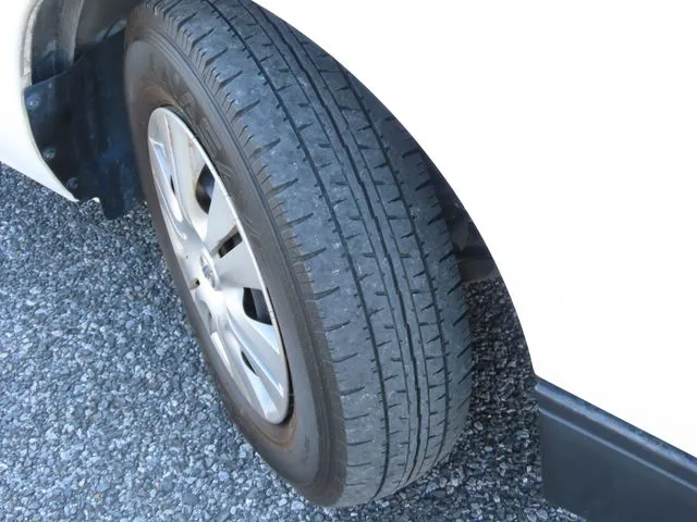 ＮＶ３５０キャラバン　１．２５ｔ（ニッサン）の車両写真