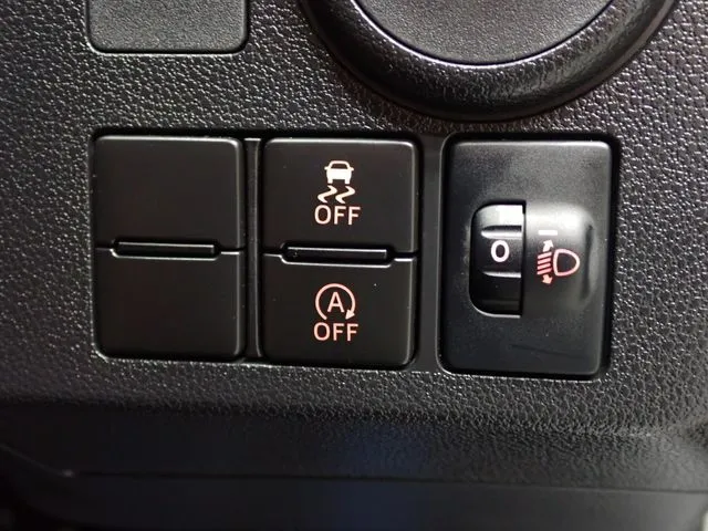 ダイハツ ミラ イース