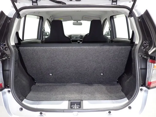 ダイハツ ミラ イース