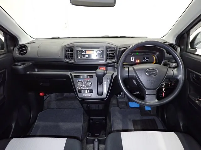 ダイハツ ミラ イース