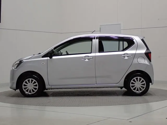 ダイハツ ミラ イース