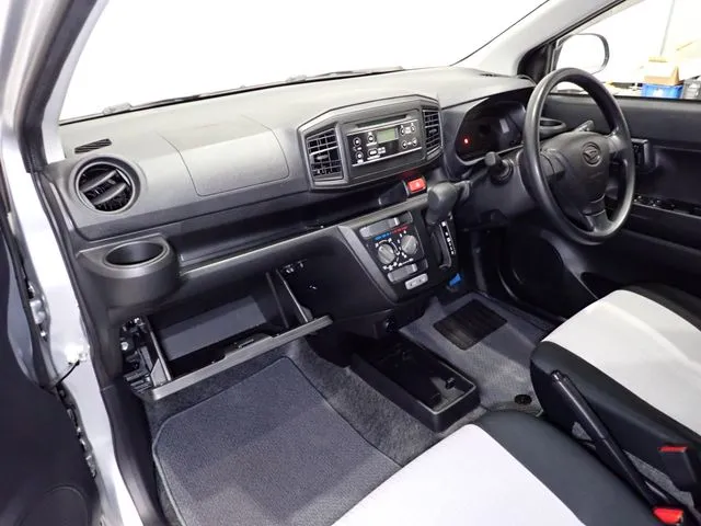 ダイハツ ミラ イース